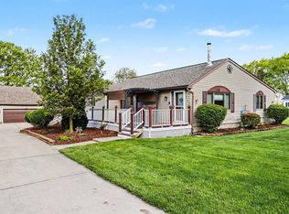 51837 Mayflower Rd, South Bend, IN 46628
