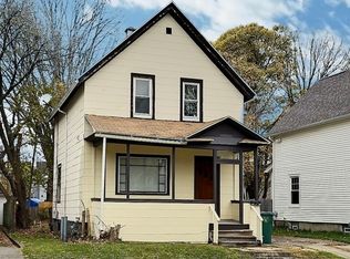 140 Hazelwood Ter, Rochester, NY 14609