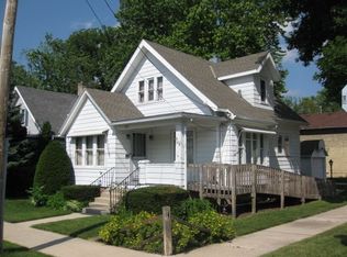 515 S 9th St, Watertown, WI 53094