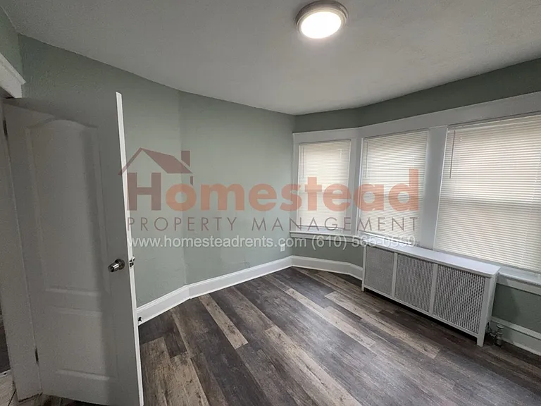 30 N Sycamore Ave — Photo 7