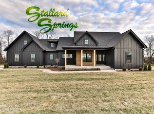 222 S Stallard Dr, Shelbyville, KY 40065