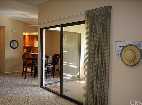 This Spacious open floor plan is perfect for entertaining!