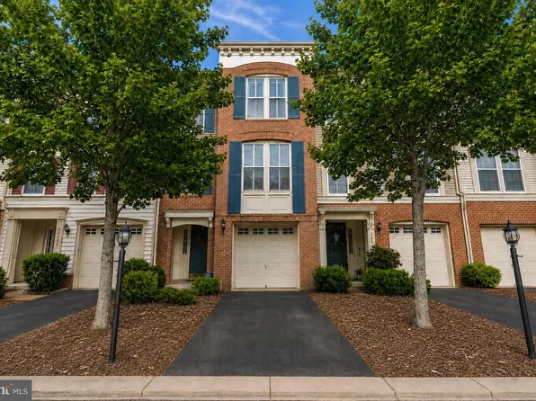 21436 Falling Rock Ter, Ashburn, VA 20148