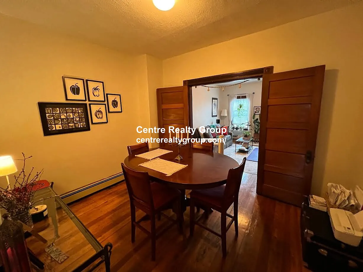 2 bed, 1.0 bath, $2,450 — Photo 4