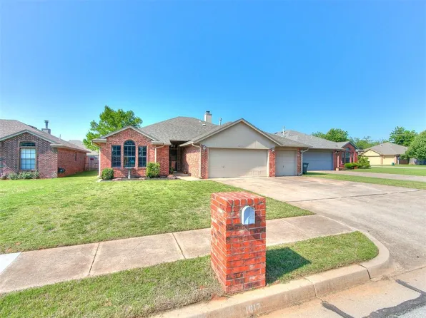 1617 Victoria Dr, Edmond, OK 73003