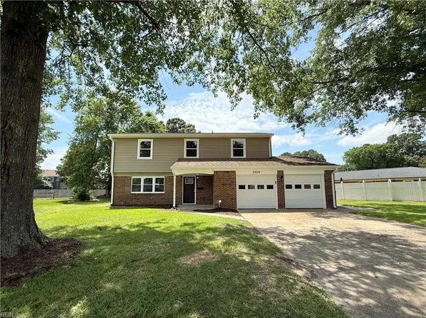 3909 Old Tree Ln, Virginia Beach, VA 23452