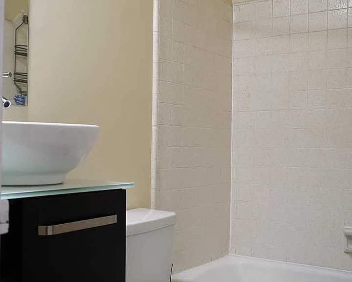1811 Pelham Ave #10 — Photo 9
