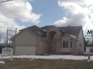 240 Elizabeth, Lake Orion, MI