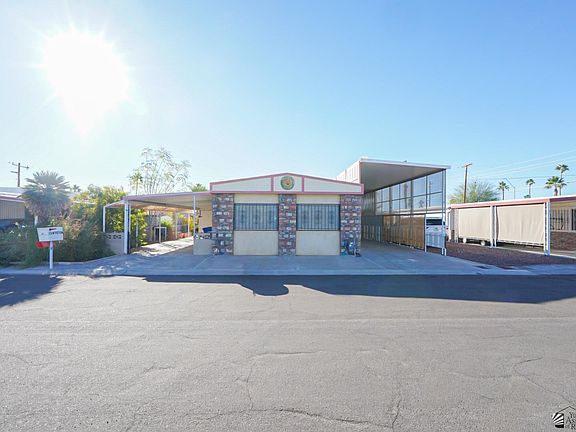 2nd image of 33 W Teton Dr