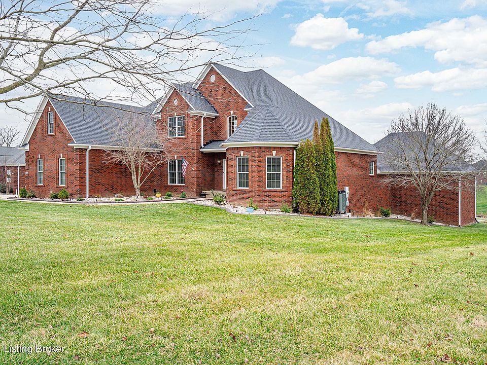 1st image of 344 Benjamin Blvd