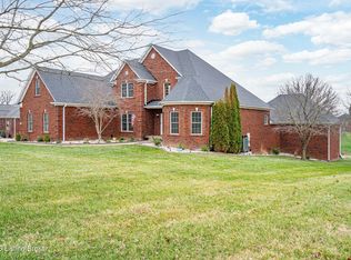 344 Benjamin Blvd, Fisherville, KY 40023