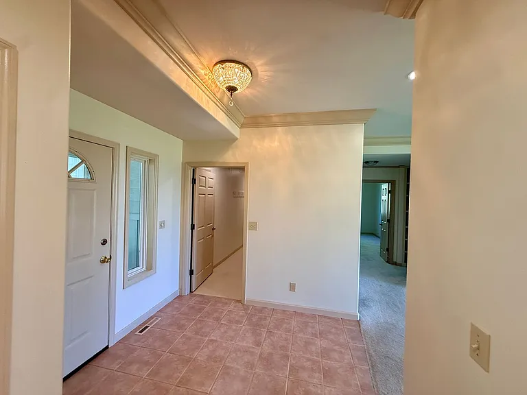 405 Overbrook Dr #9 — Photo 7