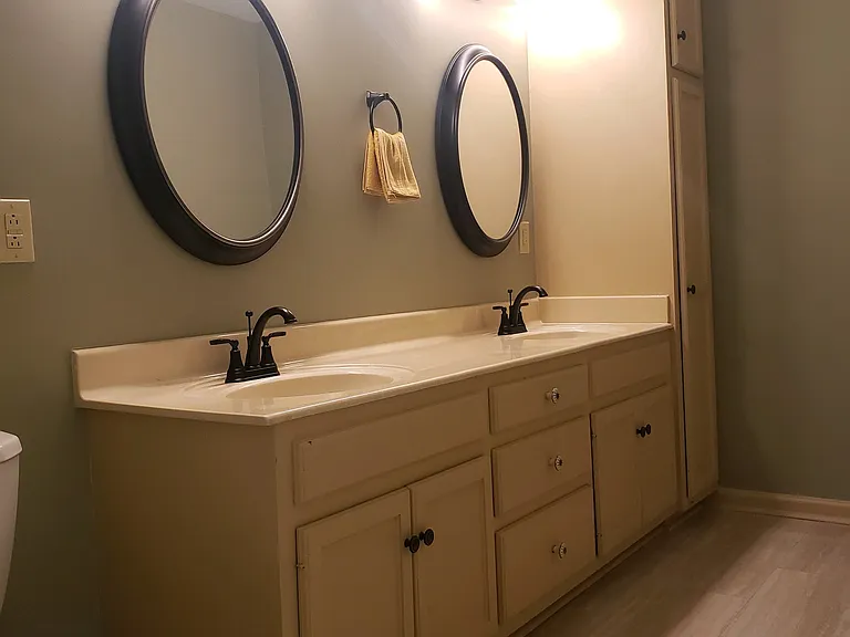 2606 Sutcliff Dr NE — Photo 20