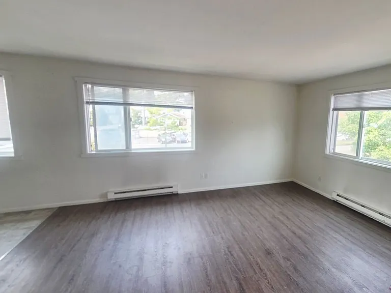 6512 Martin Luther King Way S — Photo 3