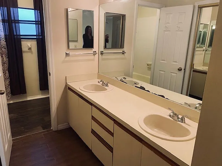 1604 Sunside Sq #33 — Photo 10