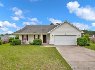 229 Fallingleaf Dr, Raeford, NC 28376