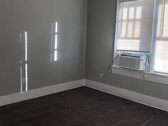 3rd image of 404 SW 23rd St #406