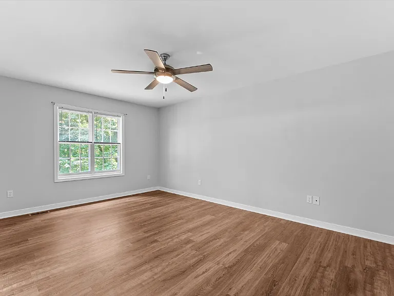 5701 Hereld Green Dr — Photo 18