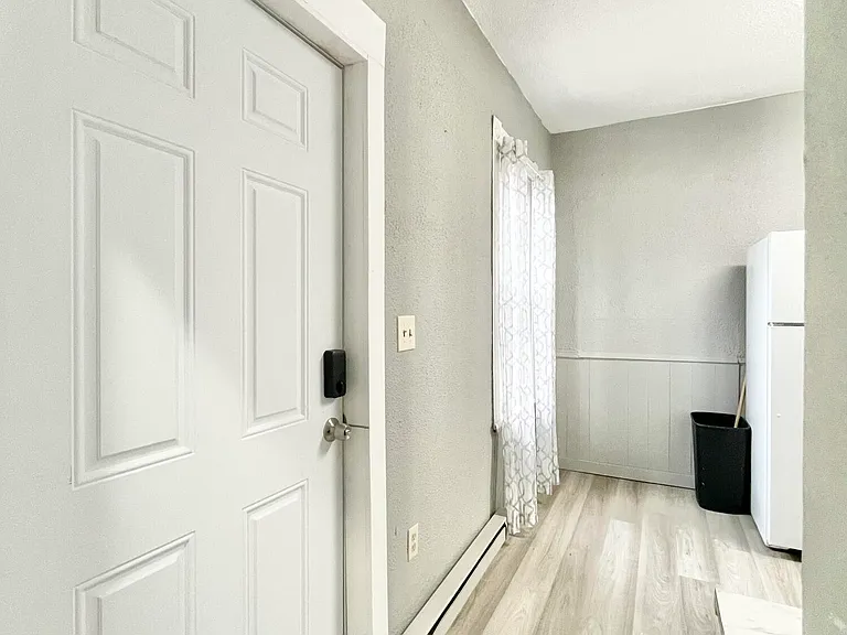 1028 N Webster Ave #2 — Photo 31