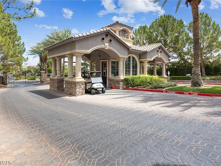 10878 Dornoch Castle St — Photo 38