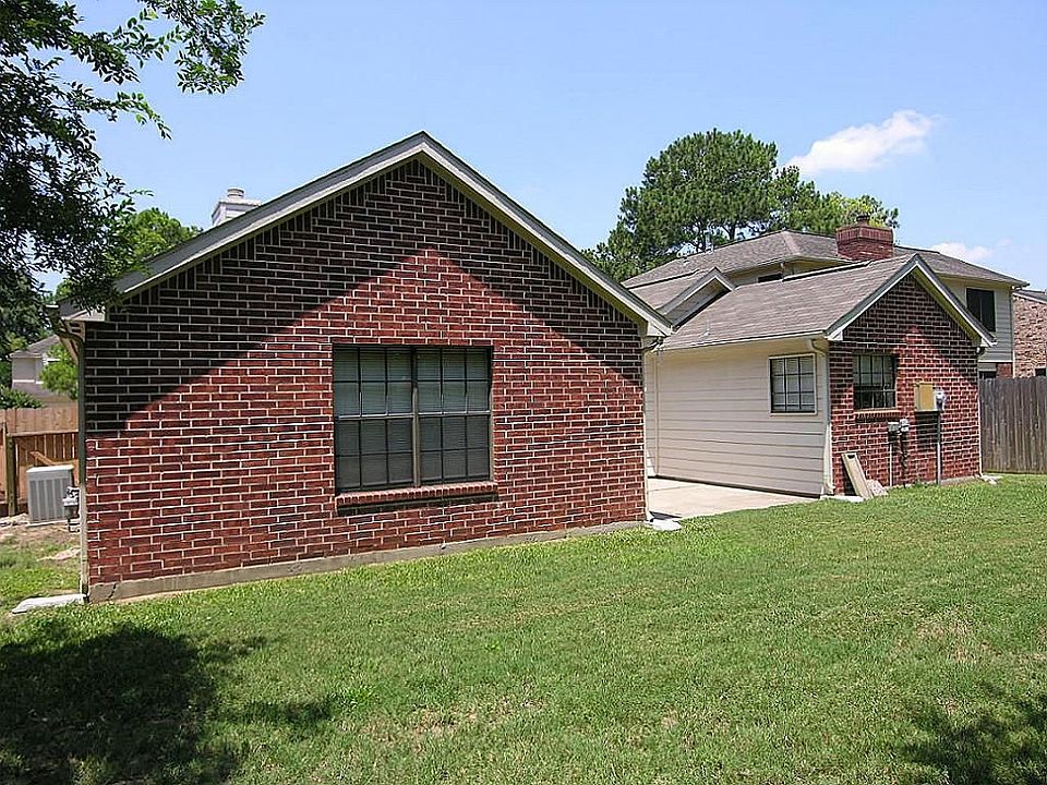 1st image of 15318 Hillside Park Way
