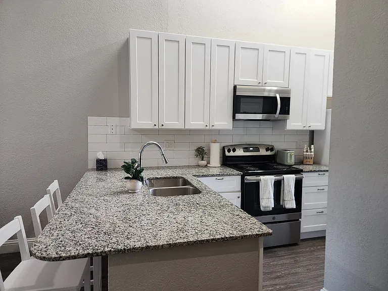 4800 W Lovers Ln #521 — Photo 16