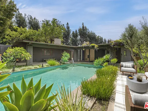 1002 N Bundy Dr, Los Angeles, CA 90049