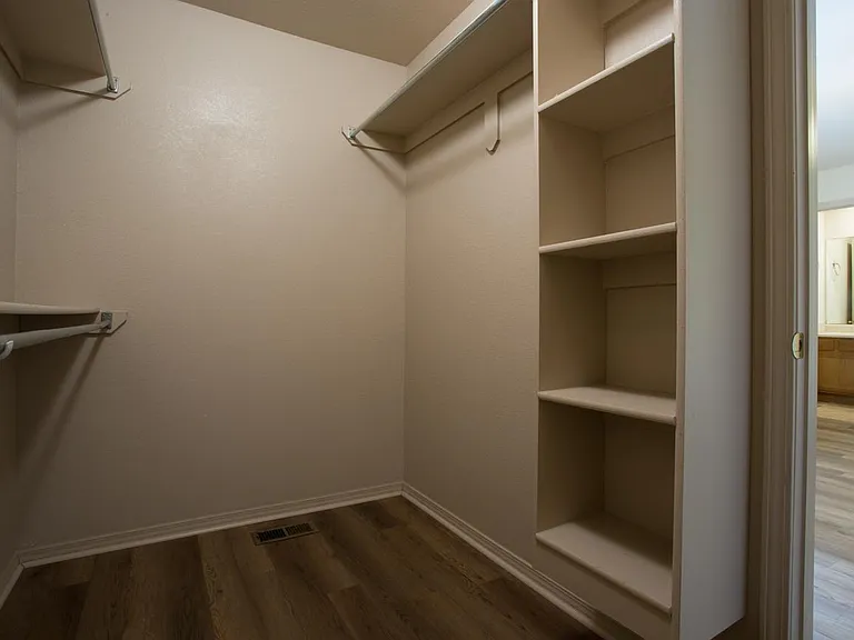 2353 W Skyler Dr — Photo 19