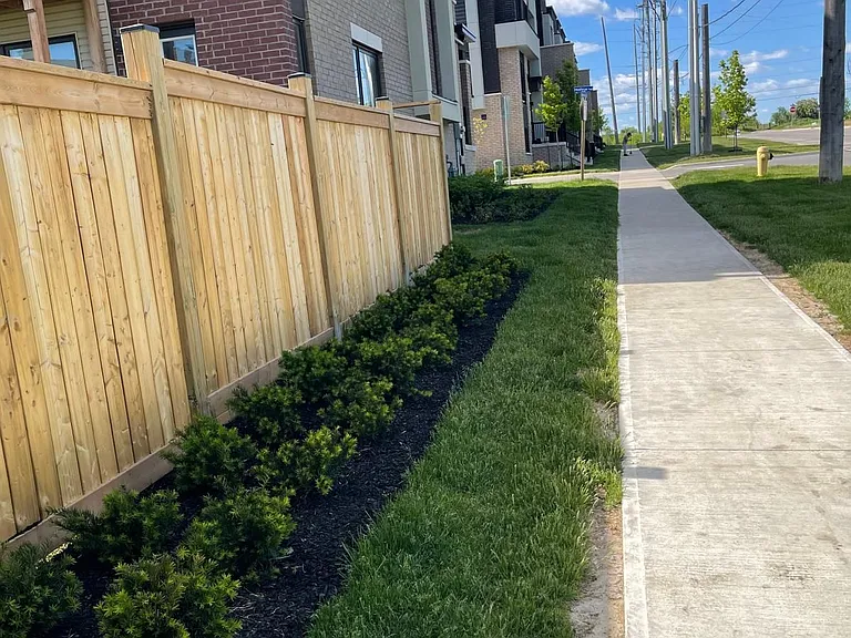 801 Heathrow Path N — Photo 9