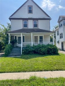 8210 Dorver Ave, Cleveland, OH, 44105