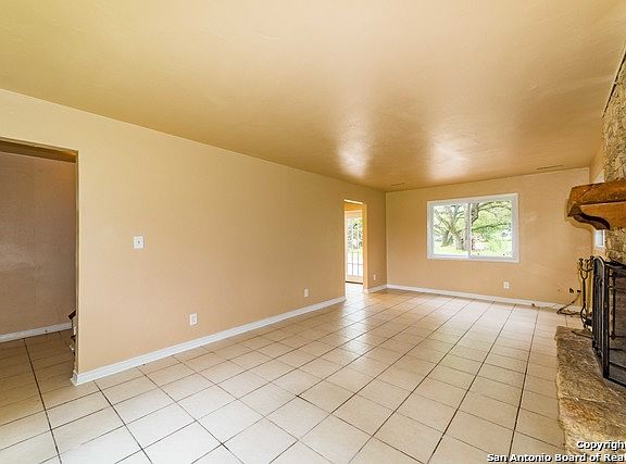 3rd image of 5341 Little Deer Dr
