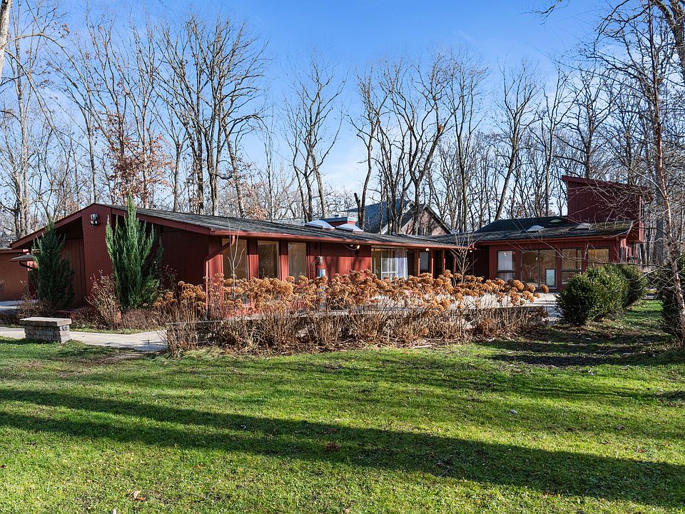 1st image of 535 Sherry Ln