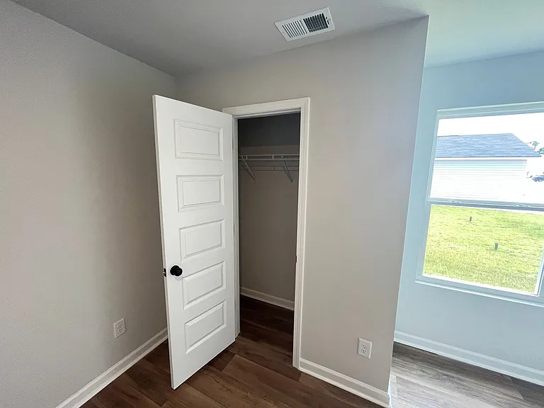 190 Birchwood Dr — Photo 11