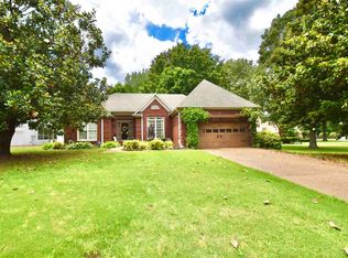 9 Calumet Dr, Jackson, TN 38305