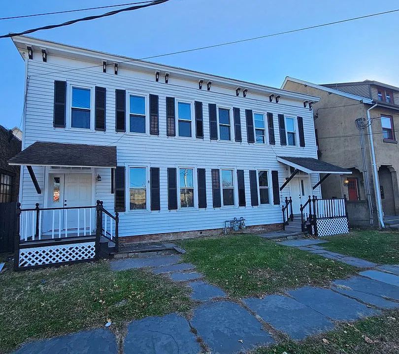 68 Maiden Ln