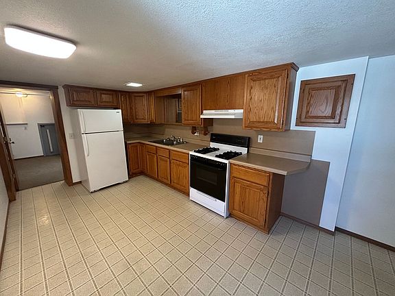 3rd image of 616 N 13th St