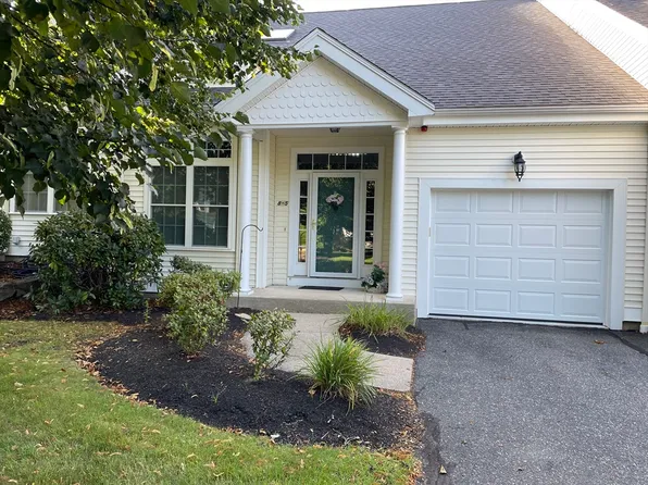 8 Kingson Ln Unit 5, Medway, MA 02053