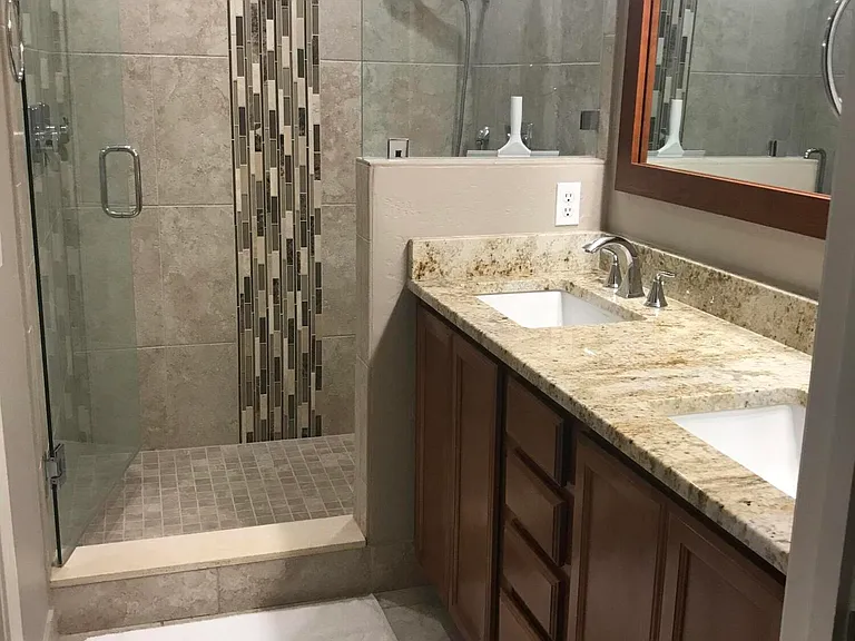 22185 E Calle De Flores — Photo 5
