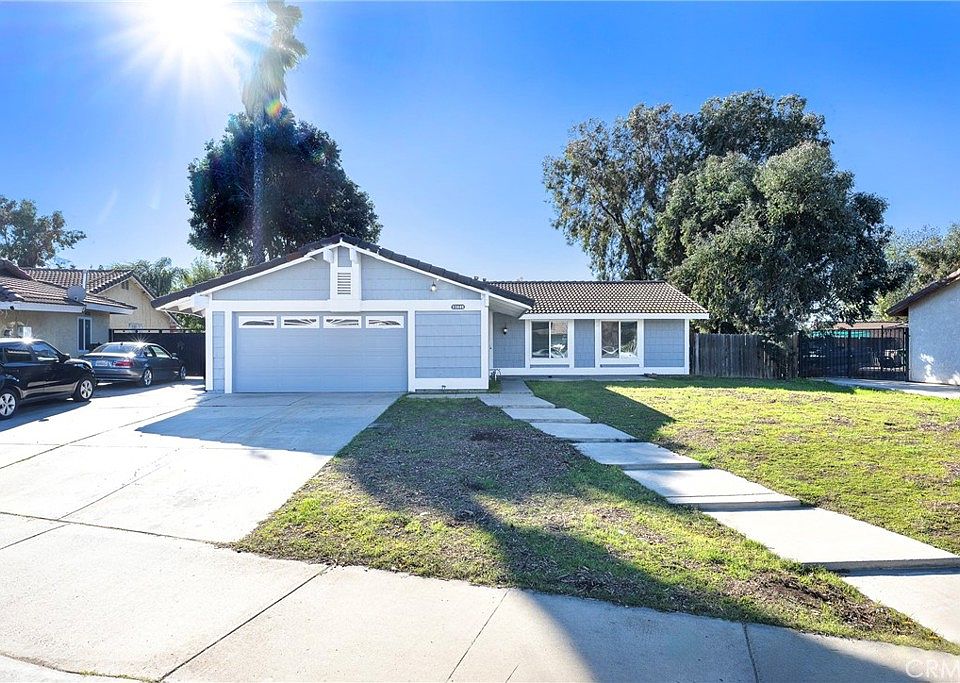 1st image of 23845 Elyce Ct