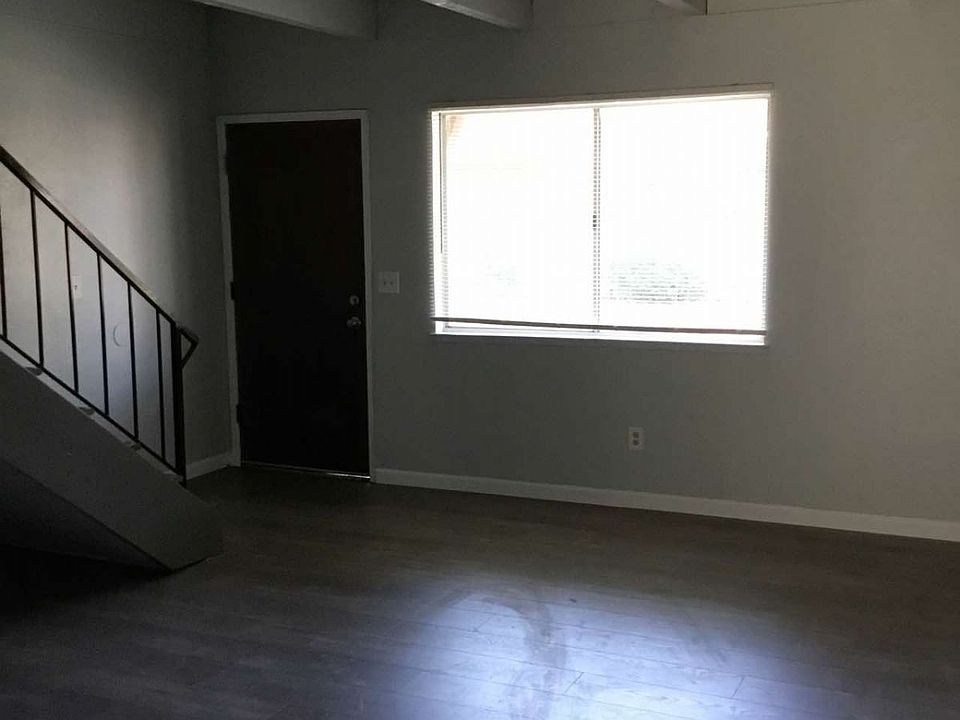 2nd image of 3272 Blue Ridge Cir APT 7