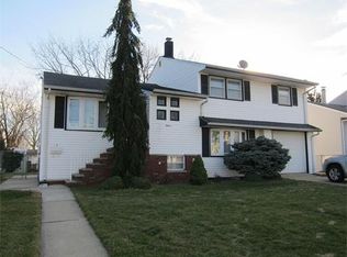 15 Bernath St, Carteret, NJ 07008