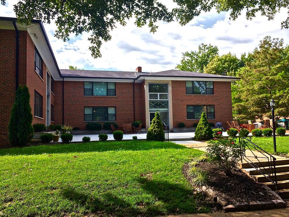 1st image of 716 Westwood Dr