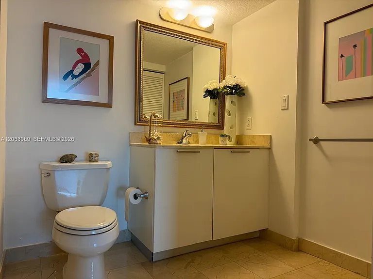 1800 N Bayshore Dr #1609 — Photo 19