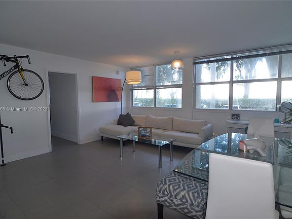 5th image of 1420 Brickell Bay Dr #104A2