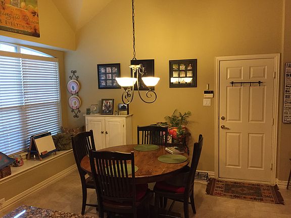 3rd image of 2160 Crowbridge Dr