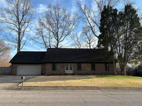 7277 Nottingham Dr, Newburgh, IN 47630