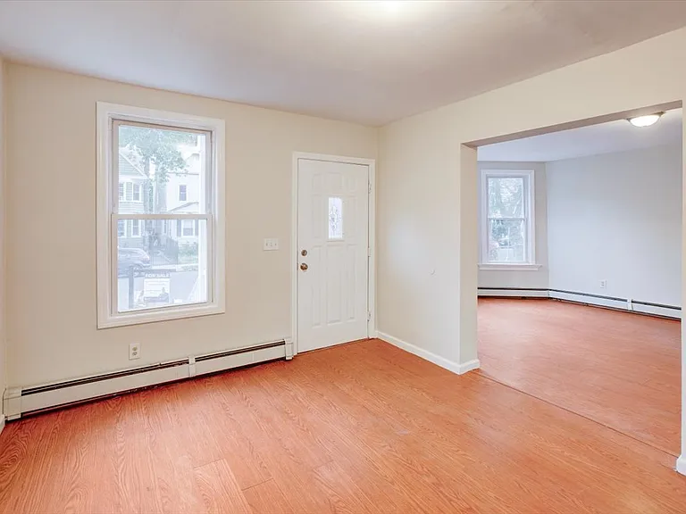 163 Greenwood Ave — Photo 19