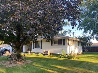 315 Maple St, Walkerton, IN 46574