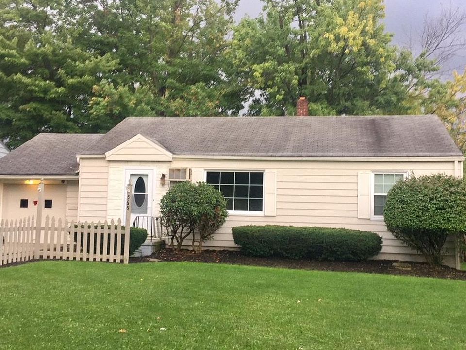 1st image of 565 Hazel St