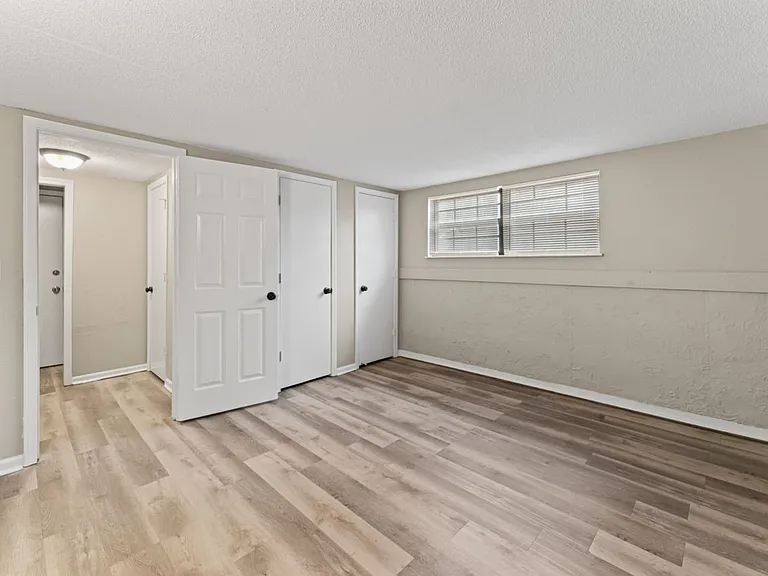 1100 SW Kingscross Rd — Photo 30
